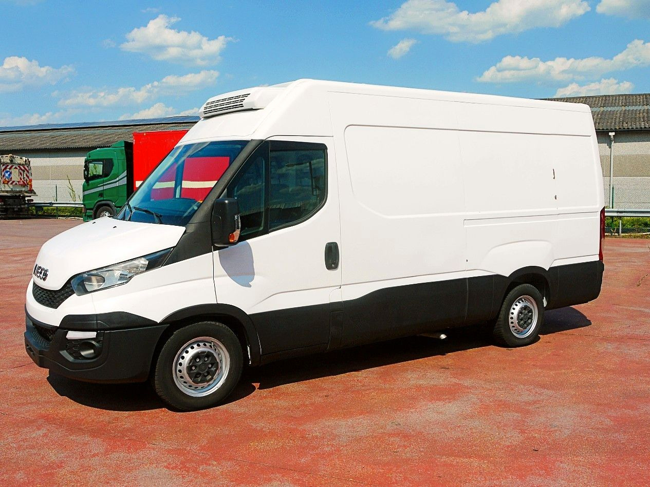Iveco 35S13 DAILY KUHLKASTENWAGEN THERMOKING V300 MULT - Frigorífico furgoneta: foto 4 Iveco 35S13 DAILY KUHLKASTENWAGEN THERMOKING V300 MULT - Frigorífico furgoneta: foto 4