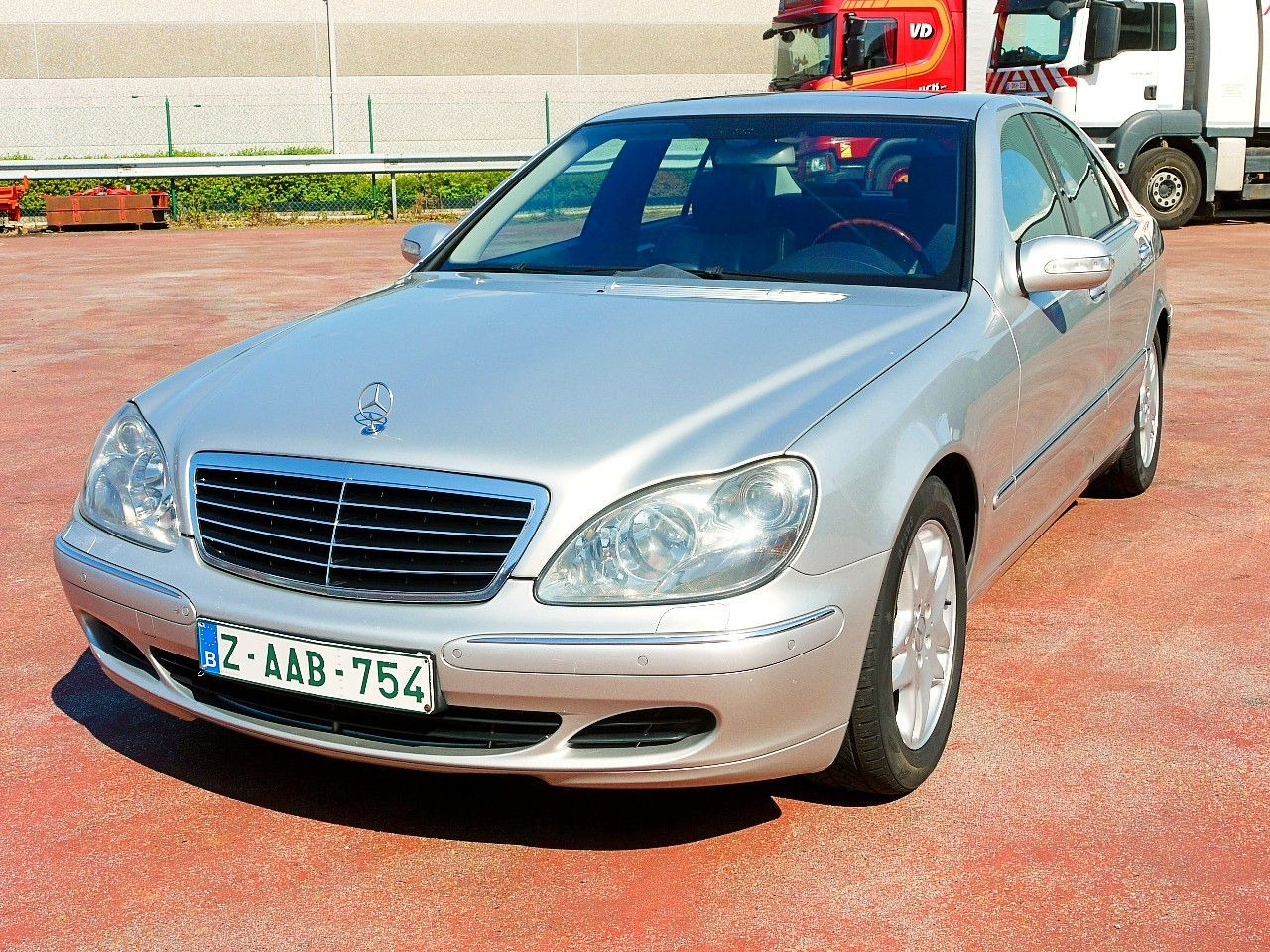 Mercedes-Benz COMAND Bi-XENON SCHIEBEDACH SOFTCLOSE ... - Sedan: foto 5 Mercedes-Benz COMAND Bi-XENON SCHIEBEDACH SOFTCLOSE ... - Sedan: foto 5