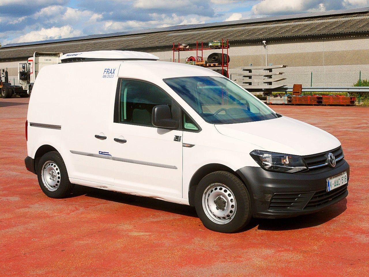 Volkswagen CADDY 2.0 KONVEKTA -2c A/C €6 - Frigorífico furgoneta: foto 2 Volkswagen CADDY 2.0 KONVEKTA -2c A/C €6 - Frigorífico furgoneta: foto 2