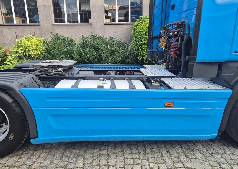 Cabeza tractora Scania R410: foto 11