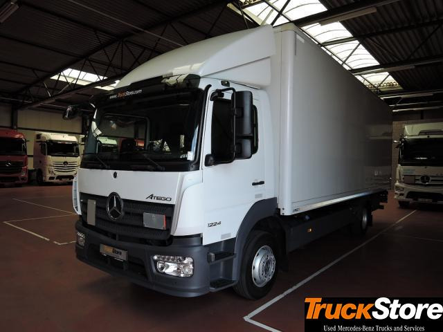 Mercedes-Benz Atego 1224 L - Camión caja cerrada: foto 1 Mercedes-Benz Atego 1224 L - Camión caja cerrada: foto 1