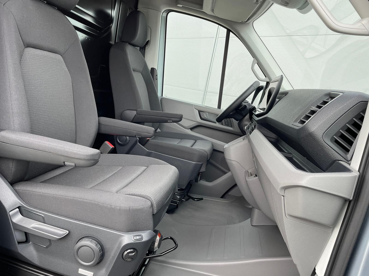 Furgón MAN TGE 3.180 L3H2 Kasten LED NAVI ACC LED STANDHZ: foto 27 Furgón MAN TGE 3.180 L3H2 Kasten LED NAVI ACC LED STANDHZ: foto 27