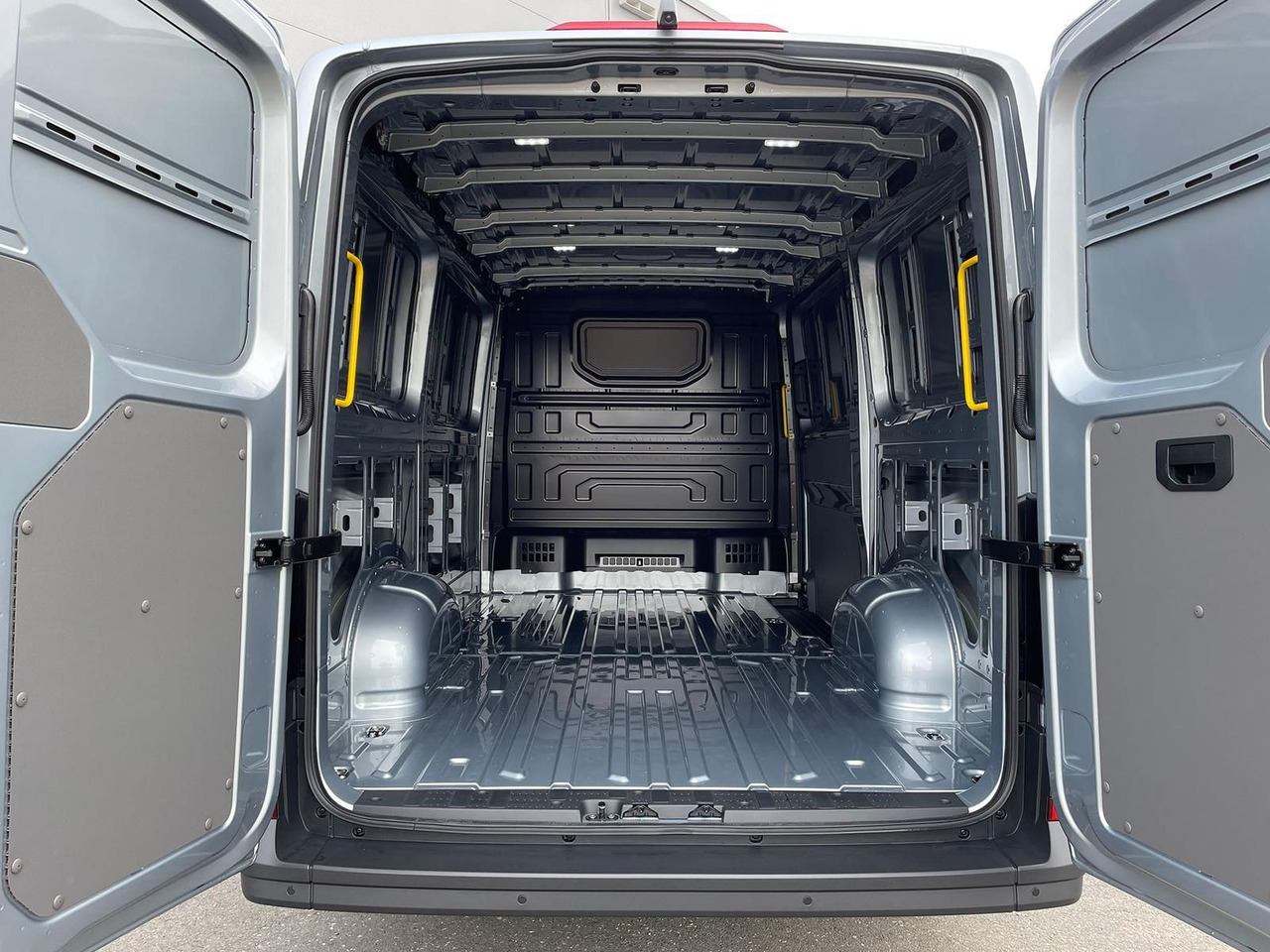 Furgón MAN TGE 3.180 L3H2 Kasten LED NAVI ACC LED STANDHZ: foto 31 Furgón MAN TGE 3.180 L3H2 Kasten LED NAVI ACC LED STANDHZ: foto 31