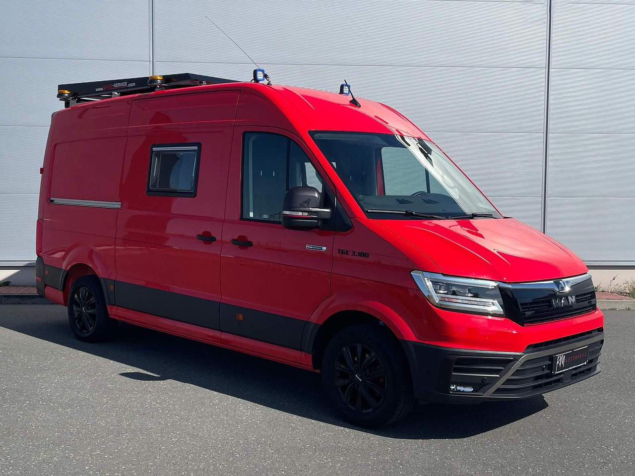 MAN TGE 3.180 L3H3 Individual S BF3+ BEGLEITFAHRZEUG - Furgón: foto 2 MAN TGE 3.180 L3H3 Individual S BF3+ BEGLEITFAHRZEUG - Furgón: foto 2