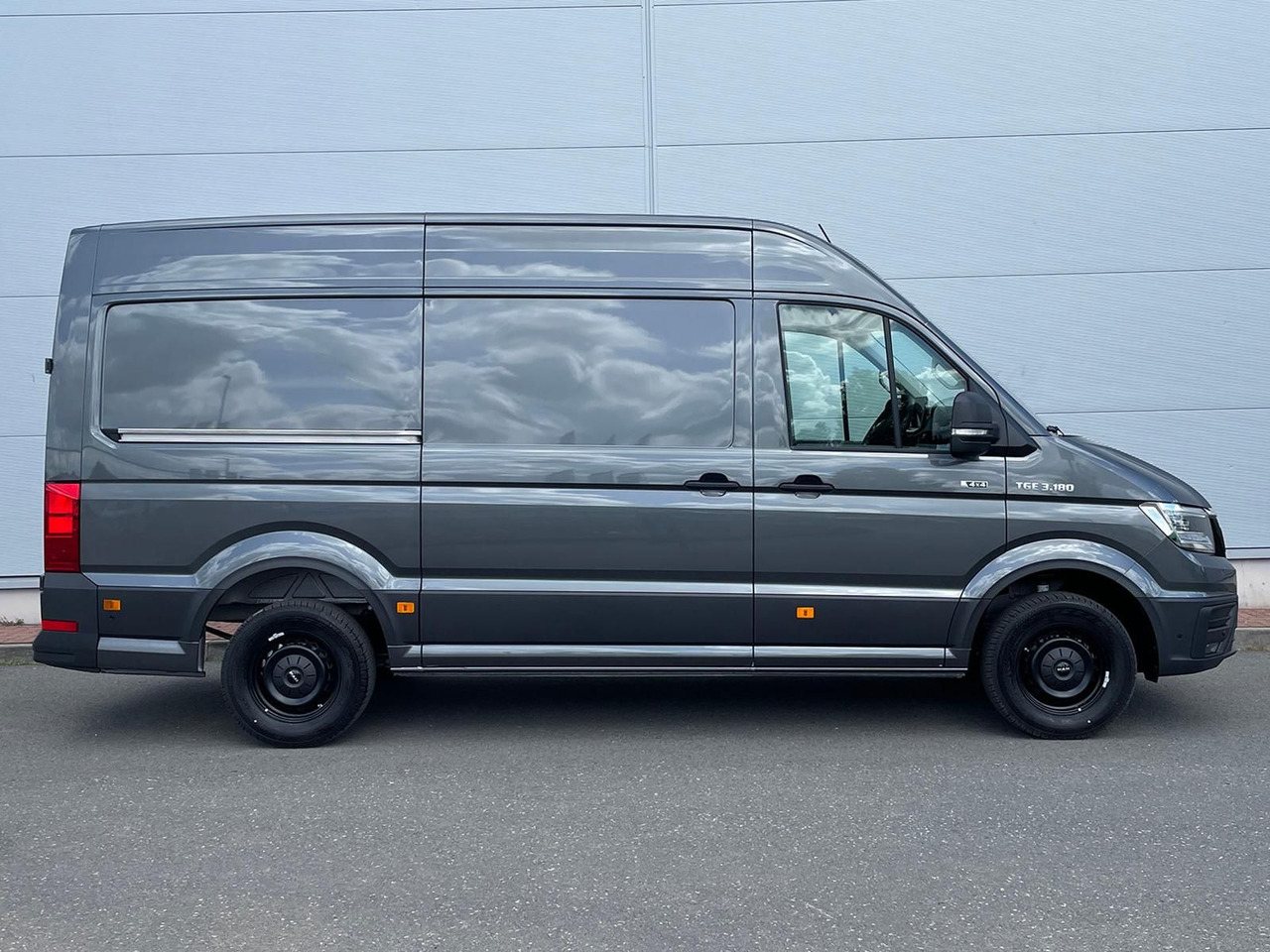 MAN TGE 3.180 L3H3 Kasten 4x4 CAMPER AHK ACC LED NAV - Coche: foto 5 MAN TGE 3.180 L3H3 Kasten 4x4 CAMPER AHK ACC LED NAV - Coche: foto 5