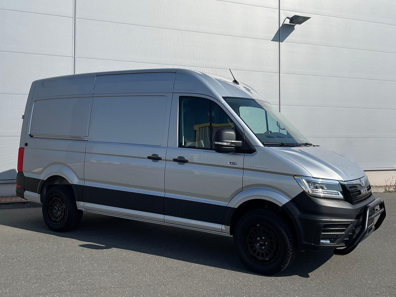 MAN TGE 3.180 L3H3 Kasten 4x4 LED ACC AHK SHZ DiffSp - Coche: foto 2 MAN TGE 3.180 L3H3 Kasten 4x4 LED ACC AHK SHZ DiffSp - Coche: foto 2