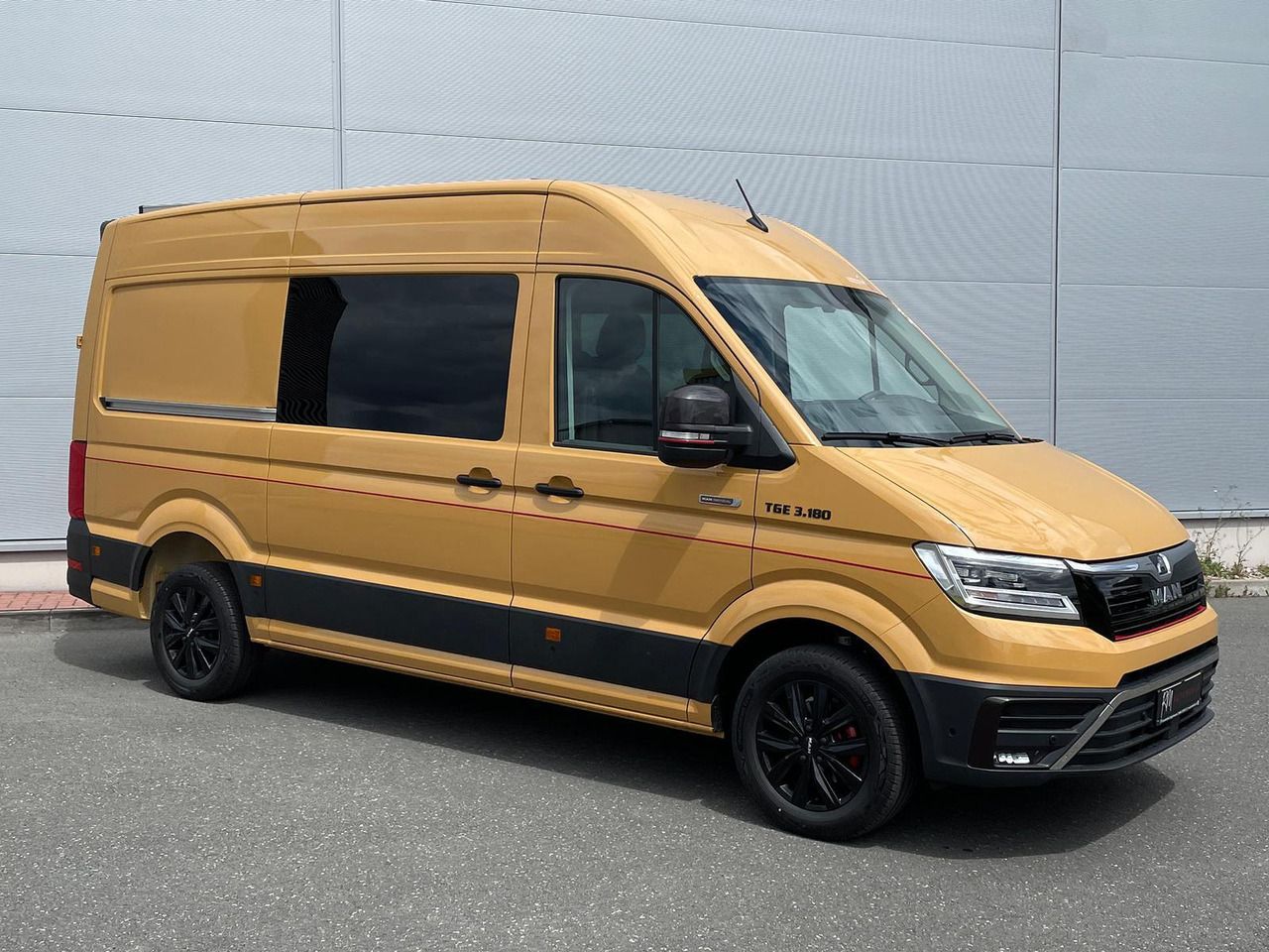 MAN TGE 3.180 L3H3 MIXTO Individual Lion S ACC LED - Furgón, Furgoneta combi: foto 2 MAN TGE 3.180 L3H3 MIXTO Individual Lion S ACC LED - Furgón, Furgoneta combi: foto 2