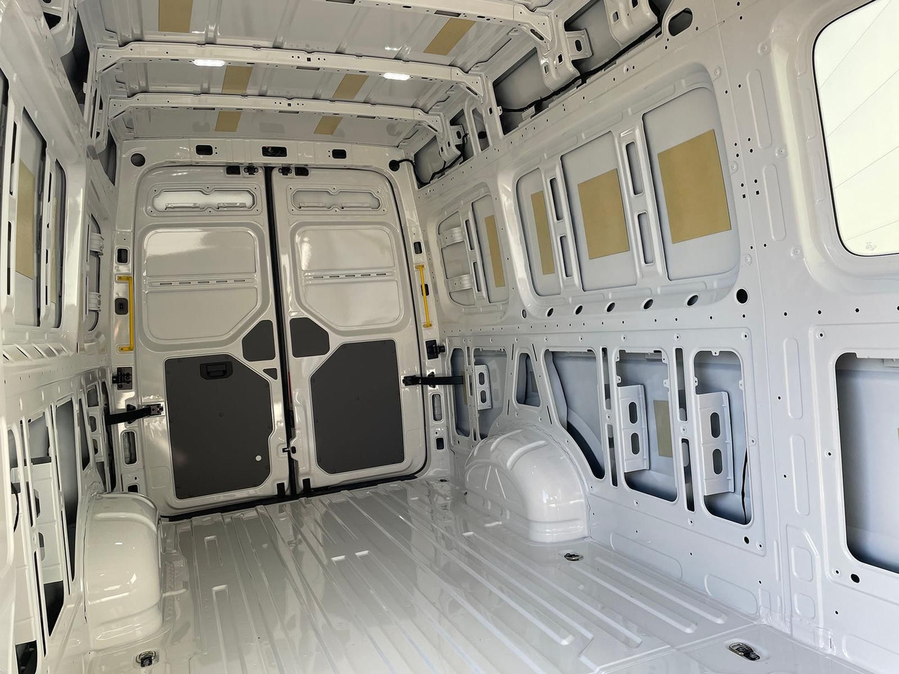 Furgón MAN TGE 3.180 L4H3 KASTEN ACC STANDHZ NAVI AHK: foto 34