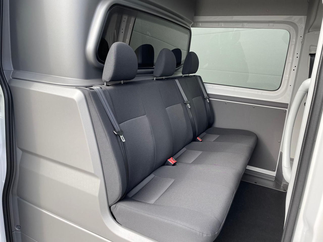 Coche MAN TGE 3.180 L4H3 MIXTO ACC STANDHZ NAVI AHK: foto 10 Coche MAN TGE 3.180 L4H3 MIXTO ACC STANDHZ NAVI AHK: foto 10