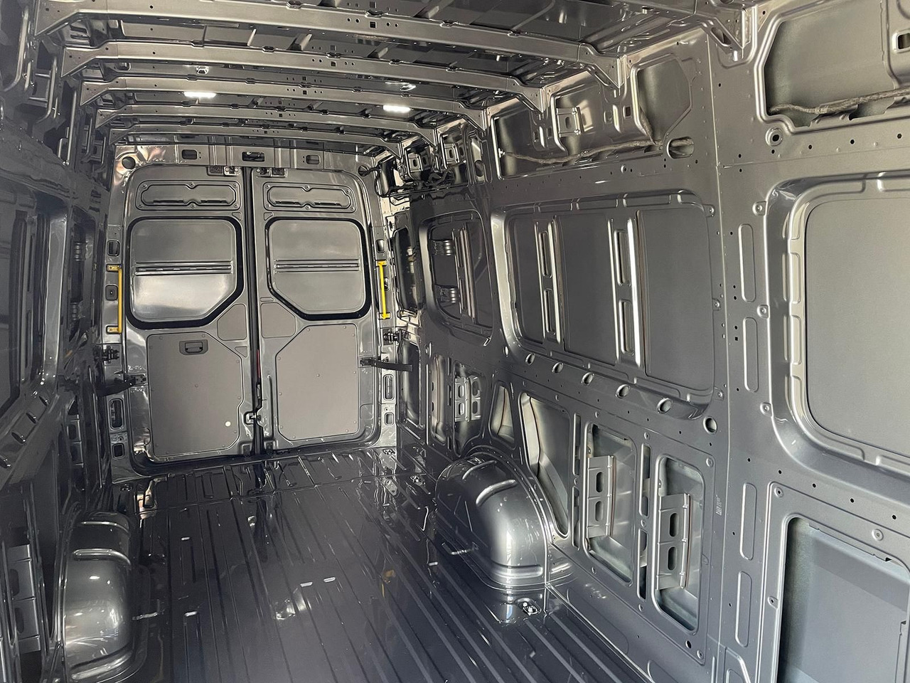 Furgón MAN TGE 3.180 L5H3 Kasten STANDHZ ACC LED SITZHZ: foto 18 Furgón MAN TGE 3.180 L5H3 Kasten STANDHZ ACC LED SITZHZ: foto 18