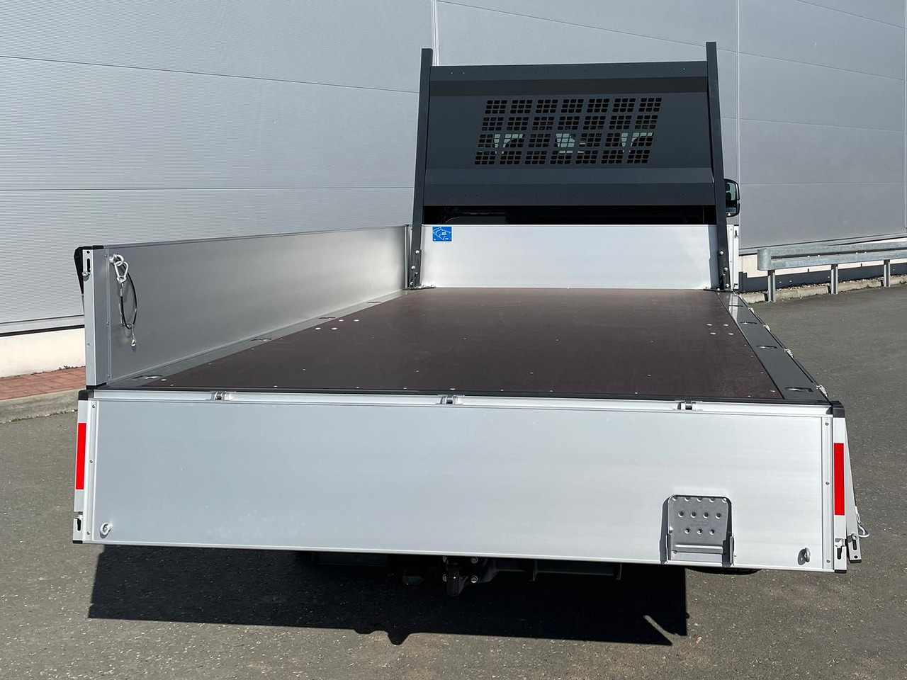 Caja abierta furgoneta, Furgoneta combi nuevo MAN TGE 3.180 Pritsche DOKA LR 4x4 ACC LED DIFF-SPER: foto 36 Caja abierta furgoneta, Furgoneta combi nuevo MAN TGE 3.180 Pritsche DOKA LR 4x4 ACC LED DIFF-SPER: foto 36