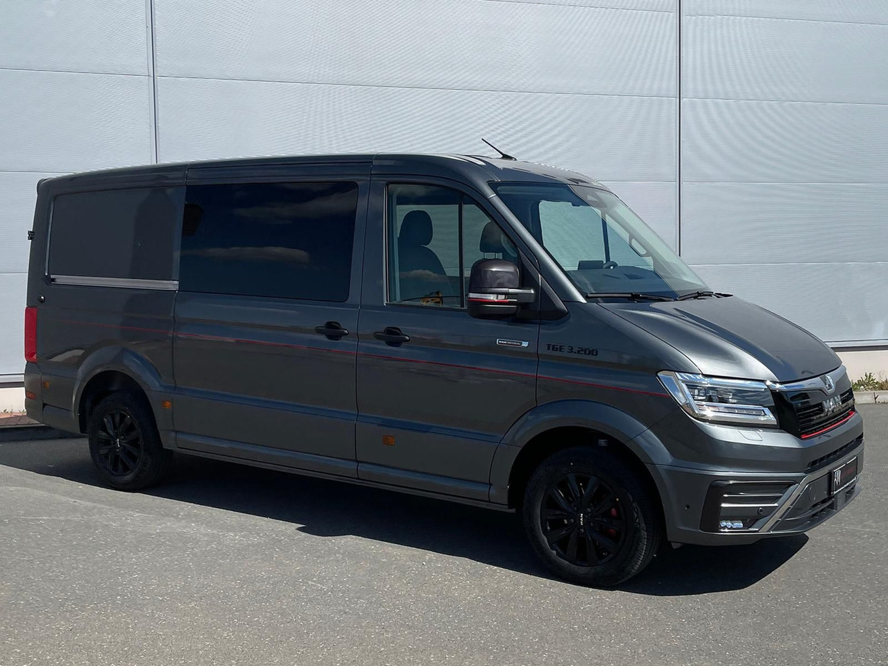 MAN TGE 3.200 L3H2 MIXTO 4x4 Individual S ACC STHZ - Furgón, Furgoneta combi: foto 2 MAN TGE 3.200 L3H2 MIXTO 4x4 Individual S ACC STHZ - Furgón, Furgoneta combi: foto 2