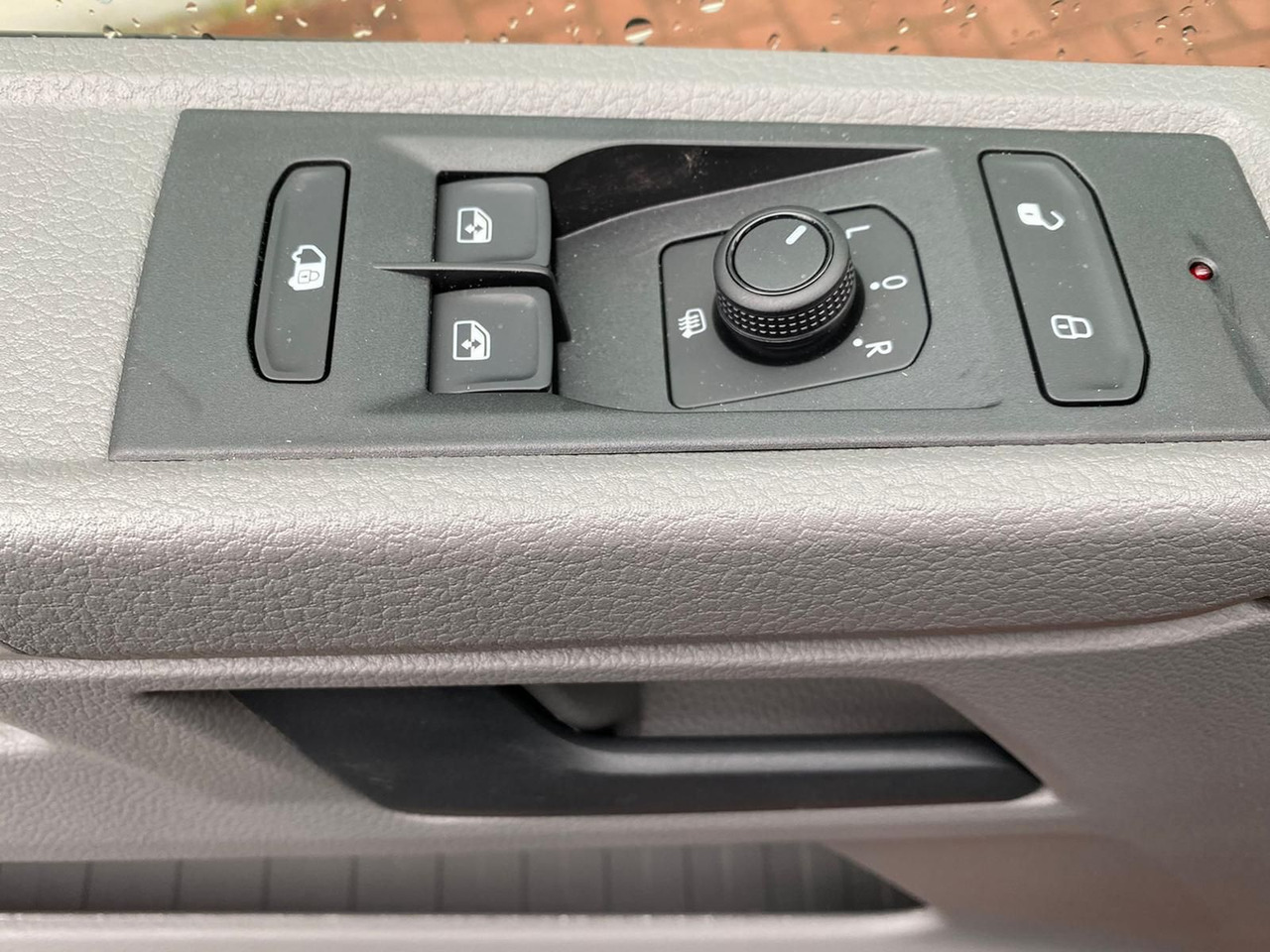 Vehículo comercial ligero Volkswagen T6.1 Transporter Kasten lang LED PDC KLIMA SITZH: foto 29