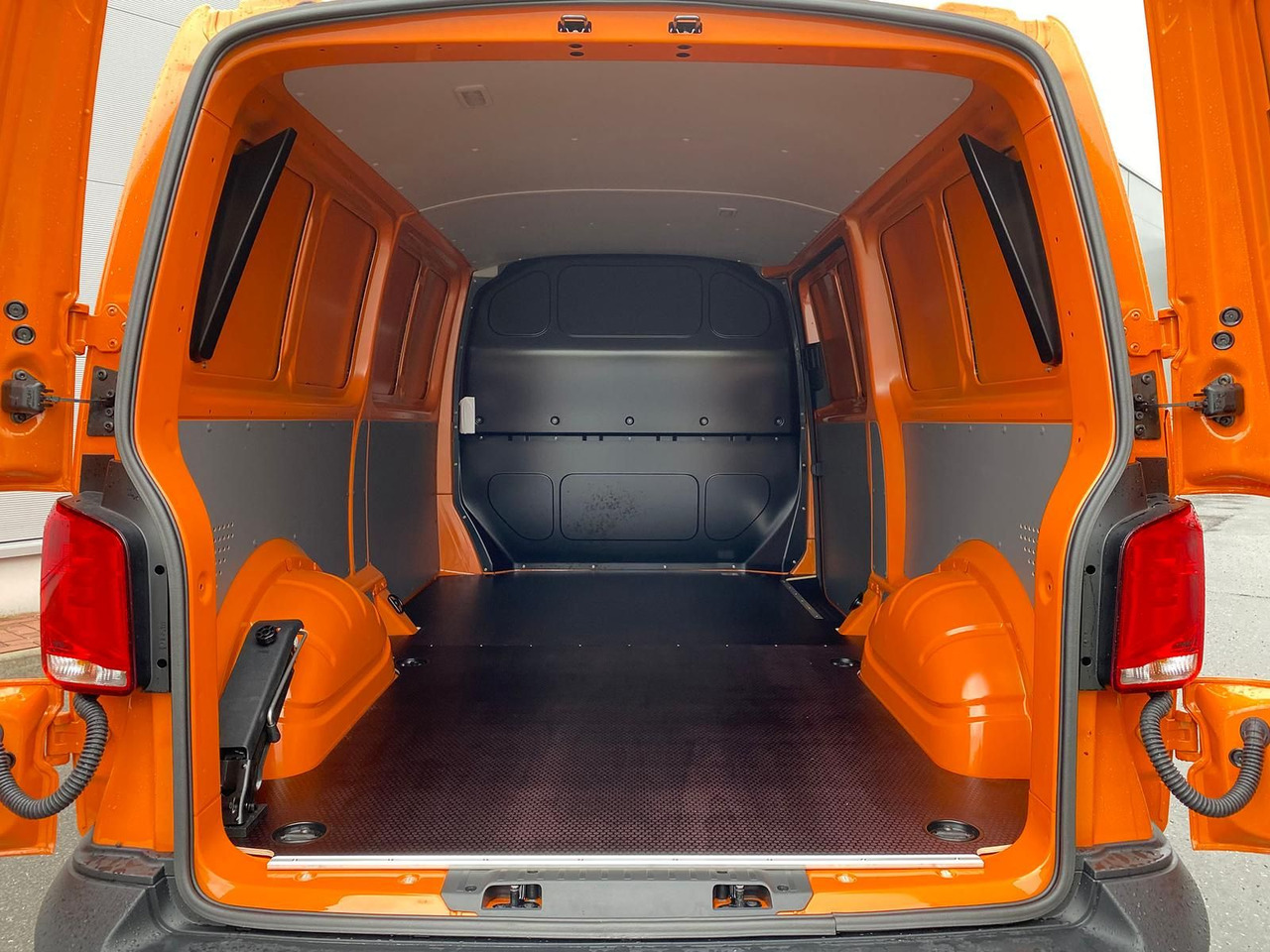 Vehículo comercial ligero Volkswagen T6.1 Transporter Kasten lang LED PDC KLIMA SITZH: foto 32