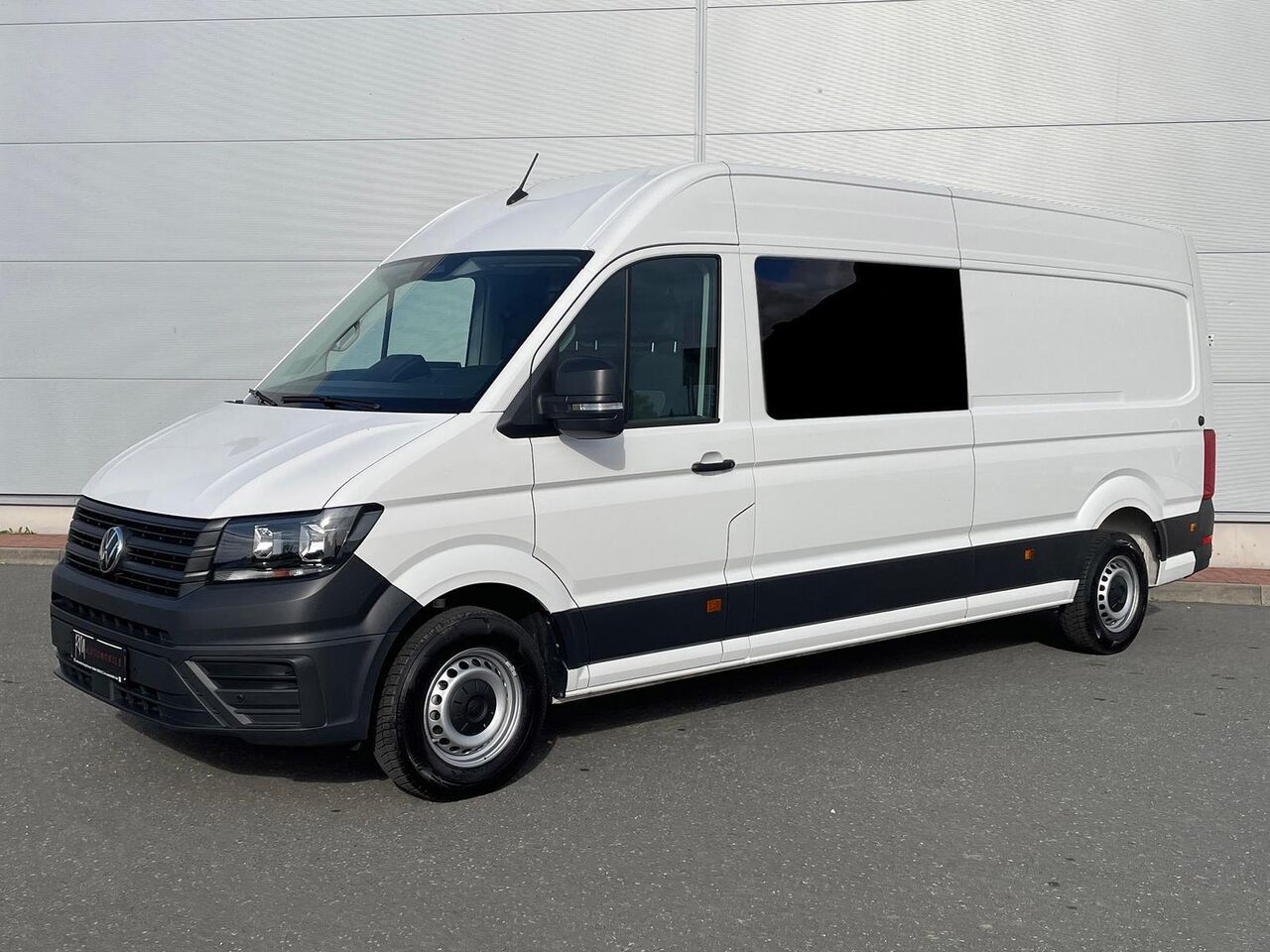 Volkswagen Crafter MIXTO 35 L4H3 NAVI DAB KLIMA KAMERA - Furgoneta de pasajeros: foto 1 Volkswagen Crafter MIXTO 35 L4H3 NAVI DAB KLIMA KAMERA - Furgoneta de pasajeros: foto 1