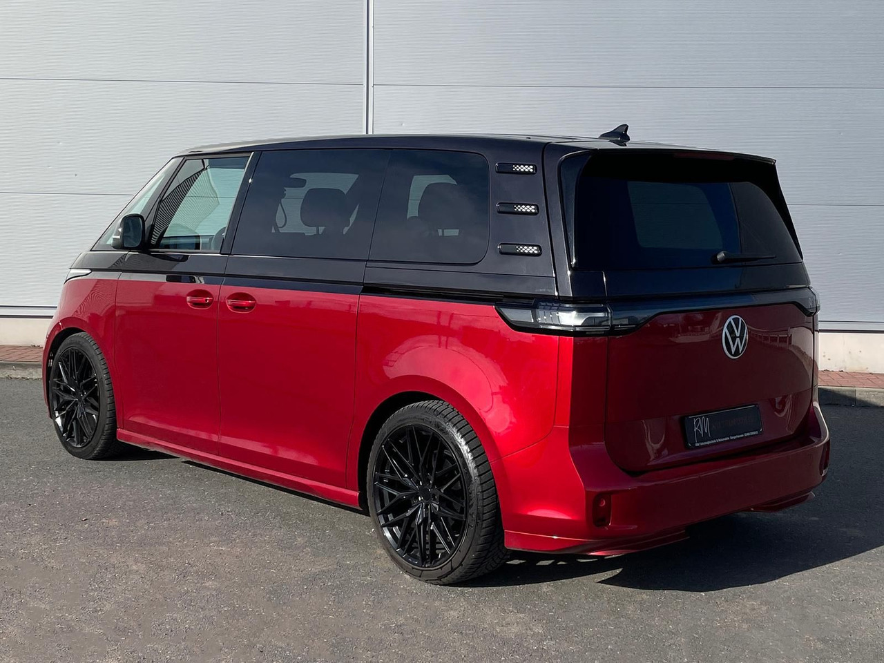 Furgoneta de pasajeros, Furgoneta eléctrica Volkswagen ID.Buzz KW Fahrwerk LM Felgen KLIMA PDC ACC DAB: foto 9