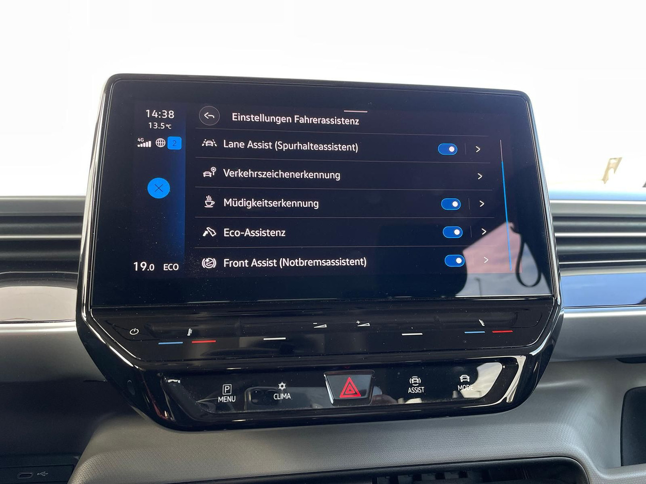 Furgoneta de pasajeros, Furgoneta eléctrica Volkswagen ID.Buzz KW Fahrwerk LM Felgen KLIMA PDC ACC DAB: foto 21