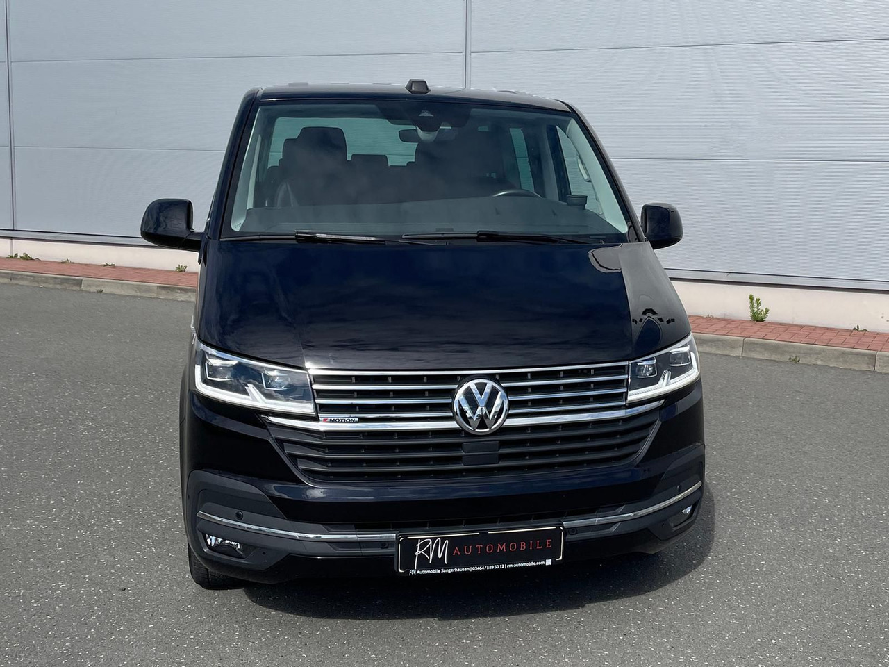 Volkswagen T6.1 Multivan Highline 4M LEDER STANDHZ SITZHZ - Furgoneta de pasajeros: foto 3 Volkswagen T6.1 Multivan Highline 4M LEDER STANDHZ SITZHZ - Furgoneta de pasajeros: foto 3