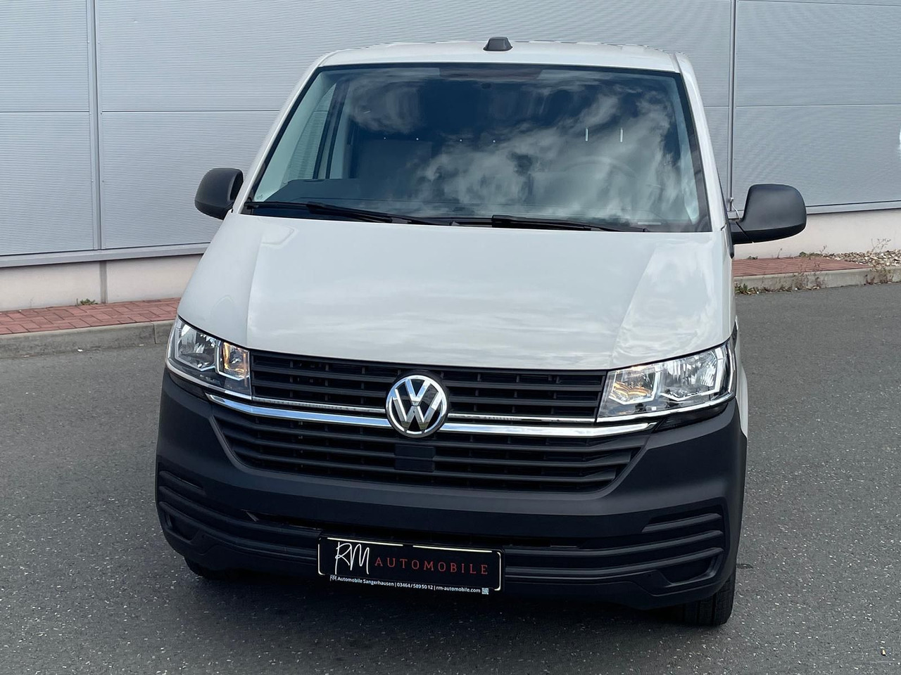Volkswagen T6.1 Transporter Kasten LR TEMPOMAT KAMERA KLIMA - Furgoneta de pasajeros: foto 4 Volkswagen T6.1 Transporter Kasten LR TEMPOMAT KAMERA KLIMA - Furgoneta de pasajeros: foto 4
