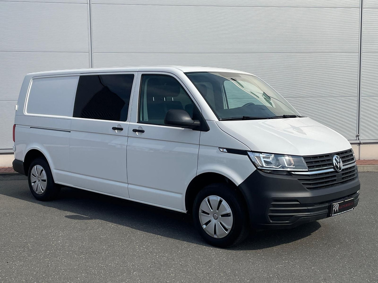 Volkswagen T6.1 Transporter MIXTO LR 2.0 TDI KLIMA PDC - Furgoneta de pasajeros: foto 2 Volkswagen T6.1 Transporter MIXTO LR 2.0 TDI KLIMA PDC - Furgoneta de pasajeros: foto 2