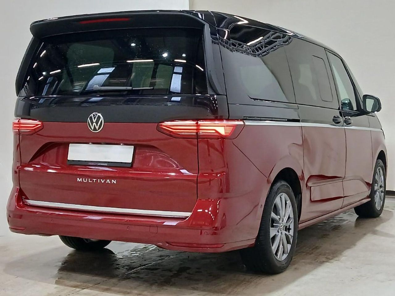Volkswagen T7 Multivan Style lang Panorama Matrix STANDHZ - Furgoneta de pasajeros: foto 5 Volkswagen T7 Multivan Style lang Panorama Matrix STANDHZ - Furgoneta de pasajeros: foto 5