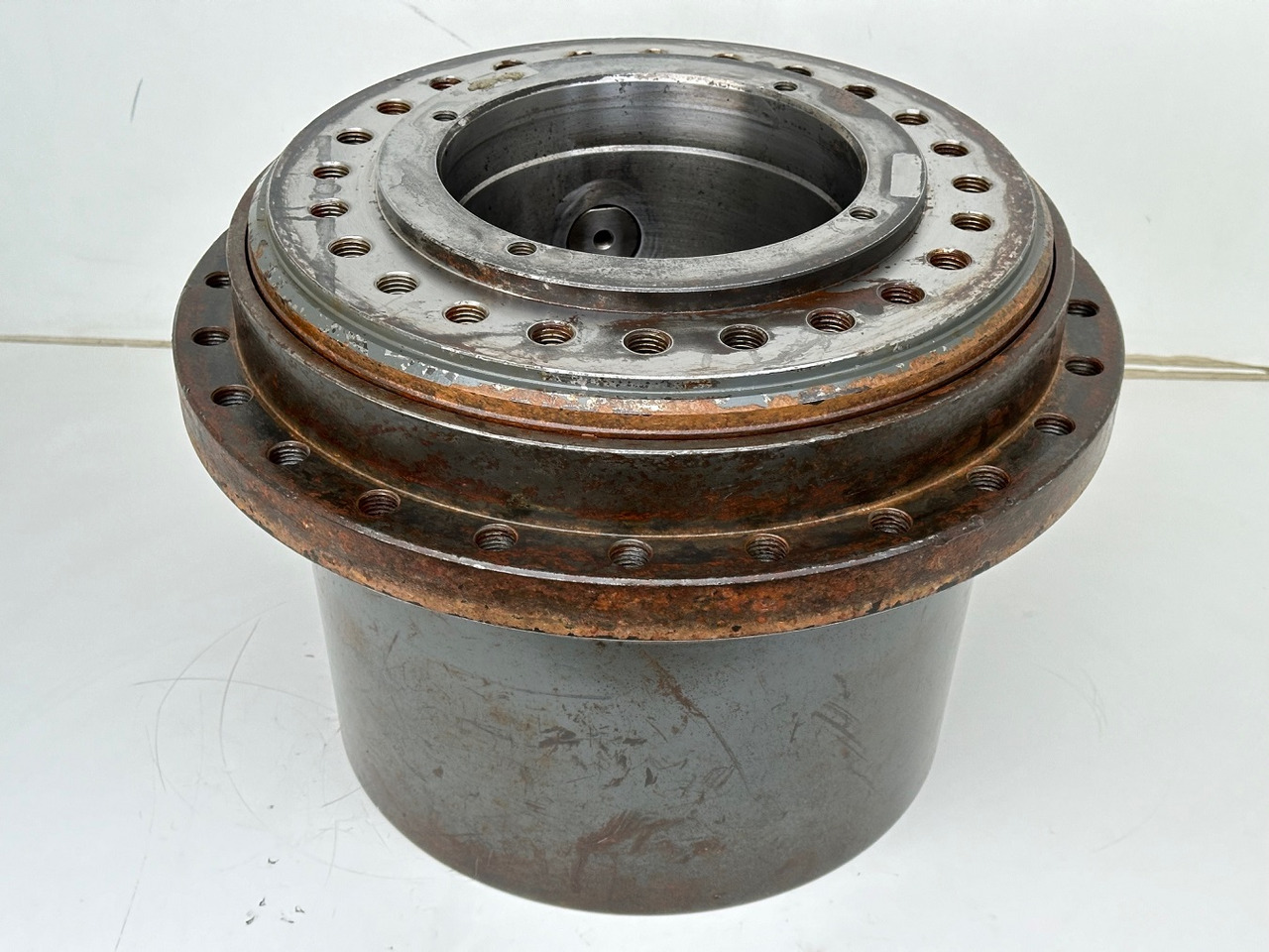 Liebherr Anschlußträger ID-Nr.90207972 mit Innenrad ID-Nr.944315903. FAT400P130-FAT400P139. R926,R928,R930,R934,R936,R938. #0992#0972# - Transmisión para Maquinaria de construcción: foto 3 Liebherr Anschlußträger ID-Nr.90207972 mit Innenrad ID-Nr.944315903. FAT400P130-FAT400P139. R926,R928,R930,R934,R936,R938. #0992#0972# - Transmisión para Maquinaria de construcción: foto 3