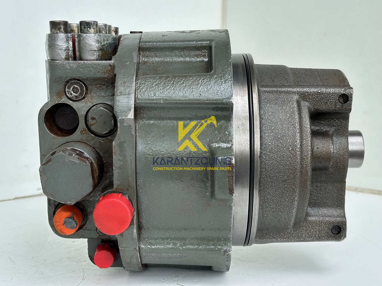 Liebherr Hydraulikeinbaumotor CMVE O 108. ID-Nr.10118562 - ID-Nr.10132610 - ID-Nr.10129048. LOS1916, LOS916, LOS926, R906, R916, R918, R920, R922, R924, R926COMP, R926, R936. #28313# - Motor hidráulico para Maquinaria de construcción: foto 3 Liebherr Hydraulikeinbaumotor CMVE O 108. ID-Nr.10118562 - ID-Nr.10132610 - ID-Nr.10129048. LOS1916, LOS916, LOS926, R906, R916, R918, R920, R922, R924, R926COMP, R926, R936. #28313# - Motor hidráulico para Maquinaria de construcción: foto 3