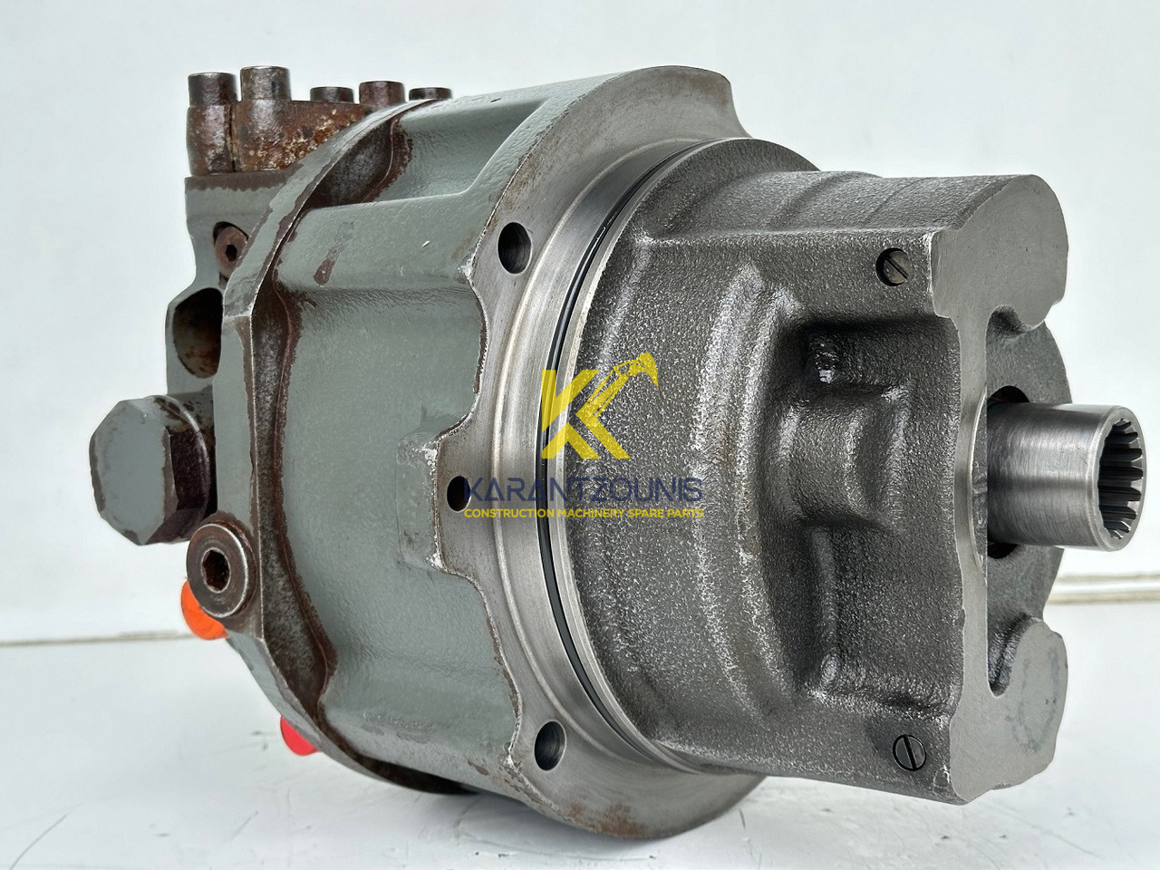 Liebherr Hydraulikeinbaumotor CMVE O 108. ID-Nr.10118562 - ID-Nr.10132610 - ID-Nr.10129048. LOS1916, LOS916, LOS926, R906, R916, R918, R920, R922, R924, R926COMP, R926, R936. #28314# - Motor hidráulico para Maquinaria de construcción: foto 1 Liebherr Hydraulikeinbaumotor CMVE O 108. ID-Nr.10118562 - ID-Nr.10132610 - ID-Nr.10129048. LOS1916, LOS916, LOS926, R906, R916, R918, R920, R922, R924, R926COMP, R926, R936. #28314# - Motor hidráulico para Maquinaria de construcción: foto 1
