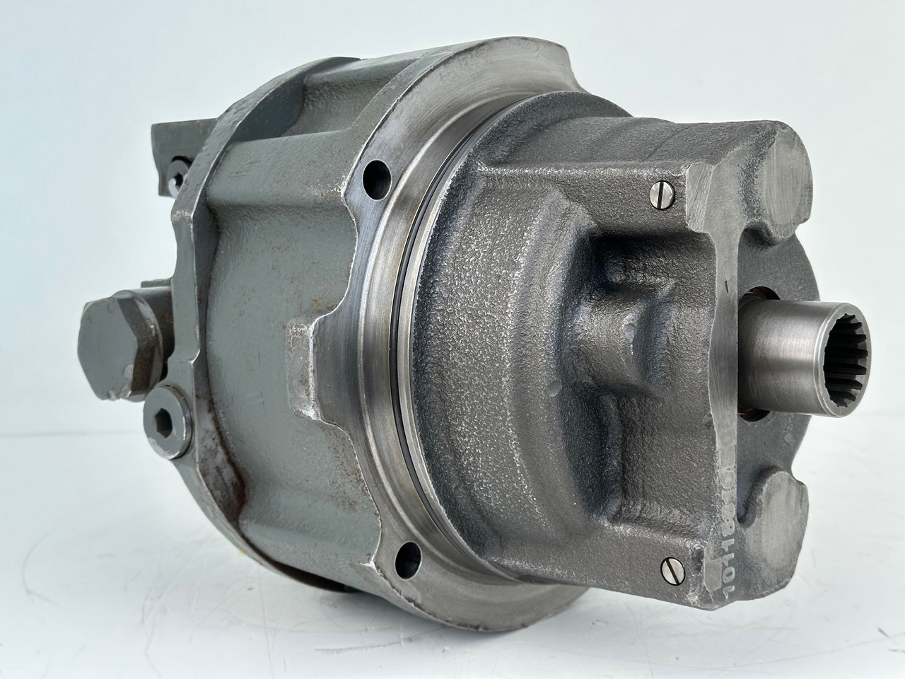 Liebherr Hydraulikeinbaumotor Typ:LH46VE 108. ID-Nr.11428178 . LOS926-1715,R926-1715,R928-1715,R930-1716,R934-1550,R936K-LC,R936K-NLC,R936K-SLC,R938. #11428178.0717# - Mando final para Maquinaria de construcción: foto 2 Liebherr Hydraulikeinbaumotor Typ:LH46VE 108. ID-Nr.11428178 . LOS926-1715,R926-1715,R928-1715,R930-1716,R934-1550,R936K-LC,R936K-NLC,R936K-SLC,R938. #11428178.0717# - Mando final para Maquinaria de construcción: foto 2