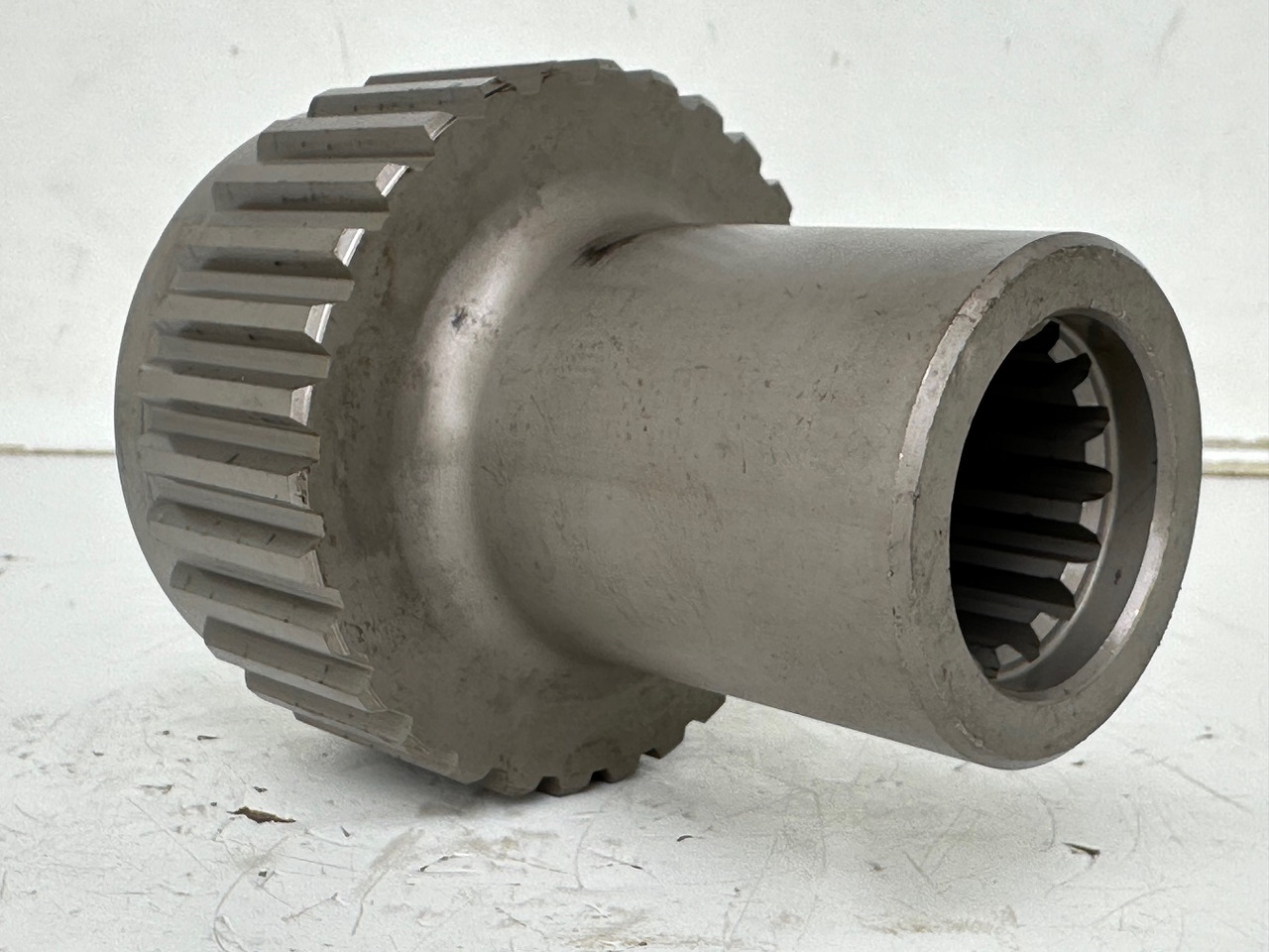 Liebherr Lamellenträger ID-Nr.90218052. FAT500F522, FAT500F528, FAT500F529, FAT500F559. PR73605, PR7363, PR7364. #90218052.02# - Piezas del tren de rodaje para Maquinaria de construcción: foto 4 Liebherr Lamellenträger ID-Nr.90218052. FAT500F522, FAT500F528, FAT500F529, FAT500F559. PR73605, PR7363, PR7364. #90218052.02# - Piezas del tren de rodaje para Maquinaria de construcción: foto 4