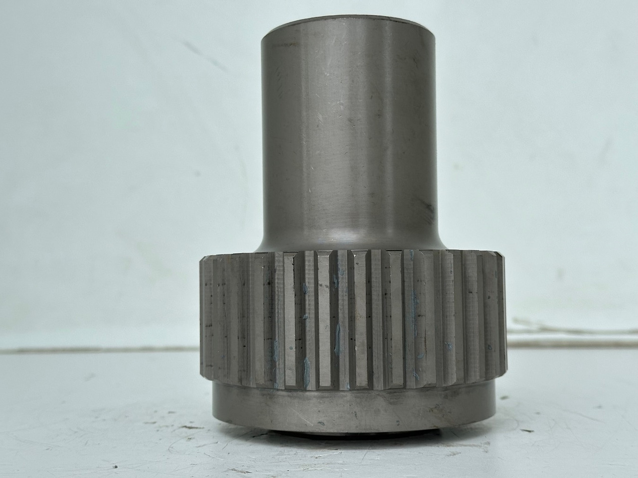 Liebherr Lamellenträger ID-Nr.90218052. FAT500F522, FAT500F528, FAT500F529, FAT500F559. PR73605, PR7363, PR7364. #90218052.02# - Piezas del tren de rodaje para Maquinaria de construcción: foto 2 Liebherr Lamellenträger ID-Nr.90218052. FAT500F522, FAT500F528, FAT500F529, FAT500F559. PR73605, PR7363, PR7364. #90218052.02# - Piezas del tren de rodaje para Maquinaria de construcción: foto 2