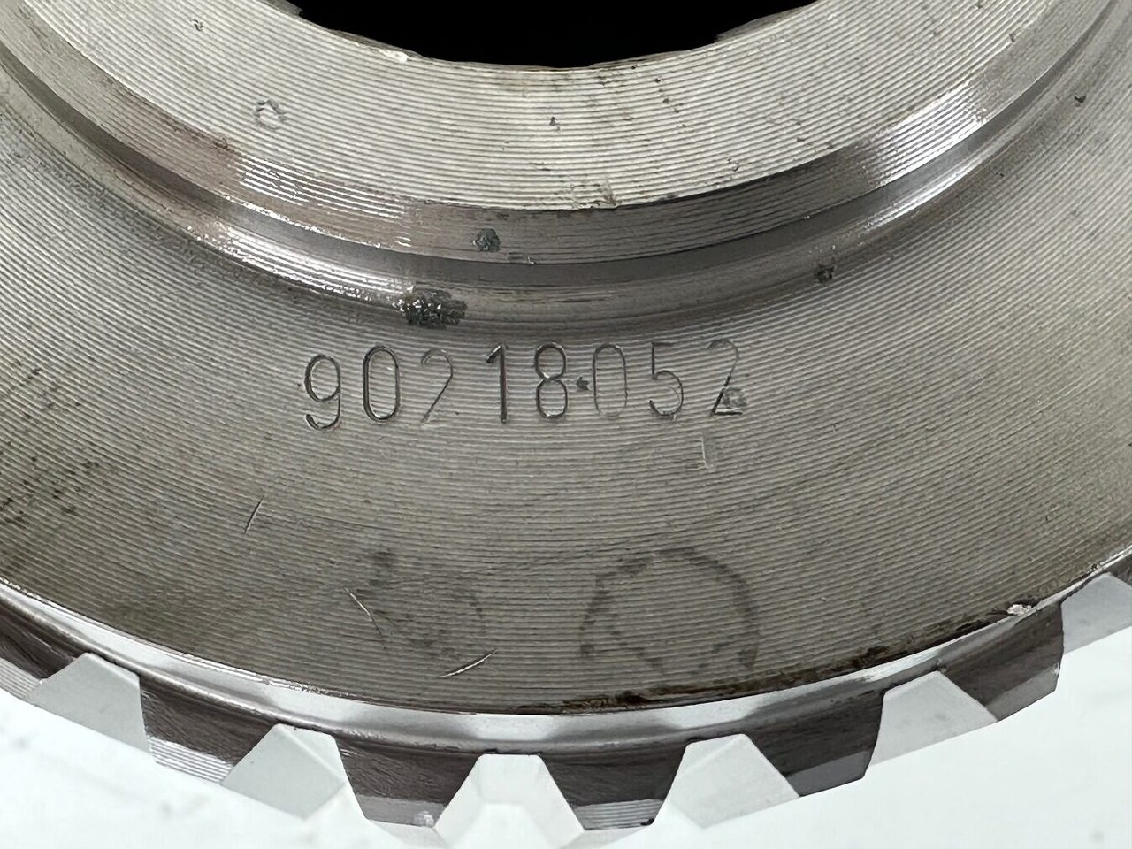 Piezas del tren de rodaje para Maquinaria de construcción Liebherr Lamellenträger ID-Nr.90218052. FAT500F522, FAT500F528, FAT500F529, FAT500F559. PR73605, PR7363, PR7364. #90218052.02#: foto 14 Piezas del tren de rodaje para Maquinaria de construcción Liebherr Lamellenträger ID-Nr.90218052. FAT500F522, FAT500F528, FAT500F529, FAT500F559. PR73605, PR7363, PR7364. #90218052.02#: foto 14