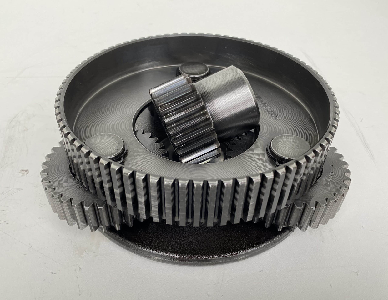 Liebherr Lamellenträger ID-Nr.944179403 mit Planetenträger ID-Nr.944178303 und Planetenrad ID-Nr.944177903.  SAT200/277.  #LA.PL.P.BK# - Reductor de giro para Maquinaria de construcción: foto 3 Liebherr Lamellenträger ID-Nr.944179403 mit Planetenträger ID-Nr.944178303 und Planetenrad ID-Nr.944177903.  SAT200/277.  #LA.PL.P.BK# - Reductor de giro para Maquinaria de construcción: foto 3