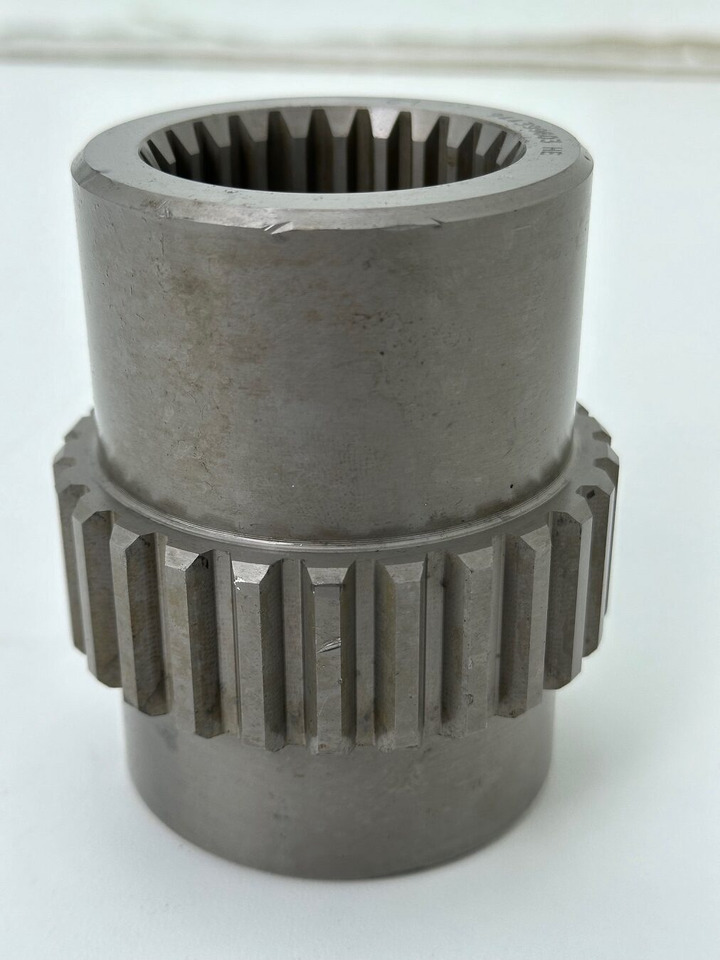 Liebherr Lamellenträger ID-Nr.9443996 - ID-Nr.944399603. FAT550, FAT550/556. LU950C, LU950CLGP, LU950CLT, PR742, PR742B, PR742BL, PR742BM, RL42B. #9443996.01# - Mando final para Maquinaria de construcción: foto 1 Liebherr Lamellenträger ID-Nr.9443996 - ID-Nr.944399603. FAT550, FAT550/556. LU950C, LU950CLGP, LU950CLT, PR742, PR742B, PR742BL, PR742BM, RL42B. #9443996.01# - Mando final para Maquinaria de construcción: foto 1