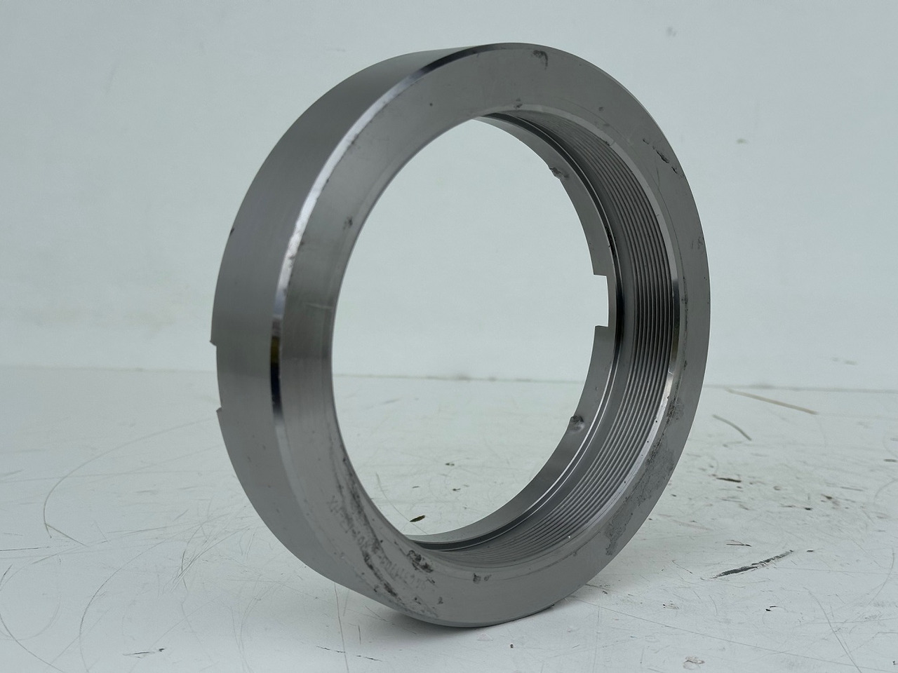 Liebherr Original Nutmutter ID-Nr.9443117 - ID-Nr.944311703. LH110,A974,LOS974,P974,P976,R974,R976,R980,P994,P995,R944,R995. #944311703.31.07# - Reductor de giro para Maquinaria de construcción: foto 4 Liebherr Original Nutmutter ID-Nr.9443117 - ID-Nr.944311703. LH110,A974,LOS974,P974,P976,R974,R976,R980,P994,P995,R944,R995. #944311703.31.07# - Reductor de giro para Maquinaria de construcción: foto 4