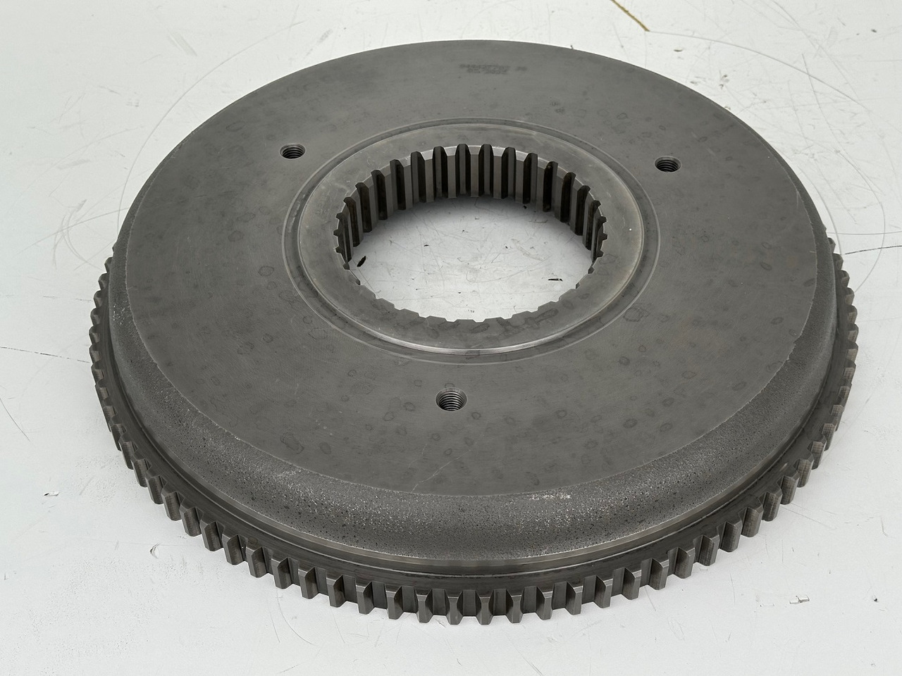 Liebherr Original Stützflansch ID-Nr.944427703. FAT500E502,FAT500E503,FAT500E517,FAT500E518,FAT500F522,FAT500F522,FAT500F528,FAT500F529.PR734,PR73605,PR7363,PR7364,PR736,RL44,RL46,RL463. #944427703.31 - Mando final para Bulldozer: foto 1 Liebherr Original Stützflansch ID-Nr.944427703. FAT500E502,FAT500E503,FAT500E517,FAT500E518,FAT500F522,FAT500F522,FAT500F528,FAT500F529.PR734,PR73605,PR7363,PR7364,PR736,RL44,RL46,RL463. #944427703.31 - Mando final para Bulldozer: foto 1