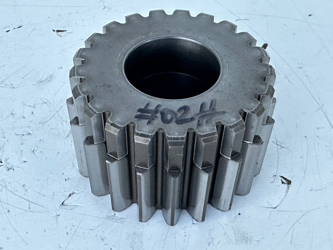 Liebherr Sonnenrad ID-Nr.90002821. FAT400P112, FAT400P130, FAT400P139. R926, R928, R930, R934, R936, R938, R940, R944, R946, R950 T. #02.51139# - Mando final para Maquinaria de construcción: foto 1 Liebherr Sonnenrad ID-Nr.90002821. FAT400P112, FAT400P130, FAT400P139. R926, R928, R930, R934, R936, R938, R940, R944, R946, R950 T. #02.51139# - Mando final para Maquinaria de construcción: foto 1