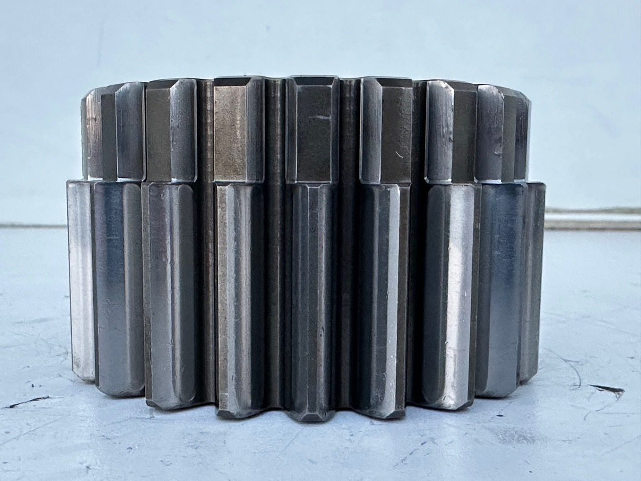 Liebherr Sonnenrad ID-Nr.90002821. FAT400P112, FAT400P130, FAT400P139. R926, R928, R930, R934, R936, R938, R940, R944, R946, R950 T. #02.51139# - Mando final para Maquinaria de construcción: foto 2 Liebherr Sonnenrad ID-Nr.90002821. FAT400P112, FAT400P130, FAT400P139. R926, R928, R930, R934, R936, R938, R940, R944, R946, R950 T. #02.51139# - Mando final para Maquinaria de construcción: foto 2