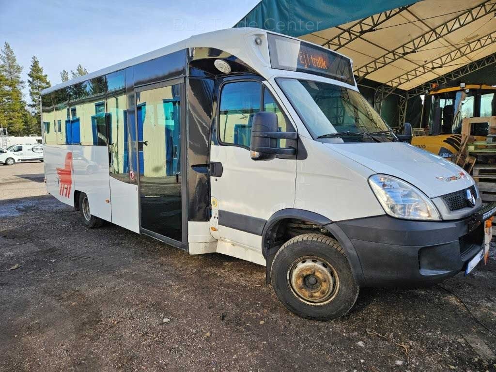 IVECO INDCAR APTINEO LE 70C14 - Minibús, Furgoneta de pasajeros: foto 1 IVECO INDCAR APTINEO LE 70C14 - Minibús, Furgoneta de pasajeros: foto 1