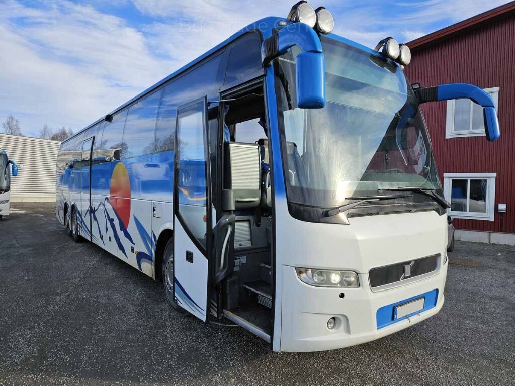 VOLVO 9700H NL B11R - Autocar: foto 1 VOLVO 9700H NL B11R - Autocar: foto 1