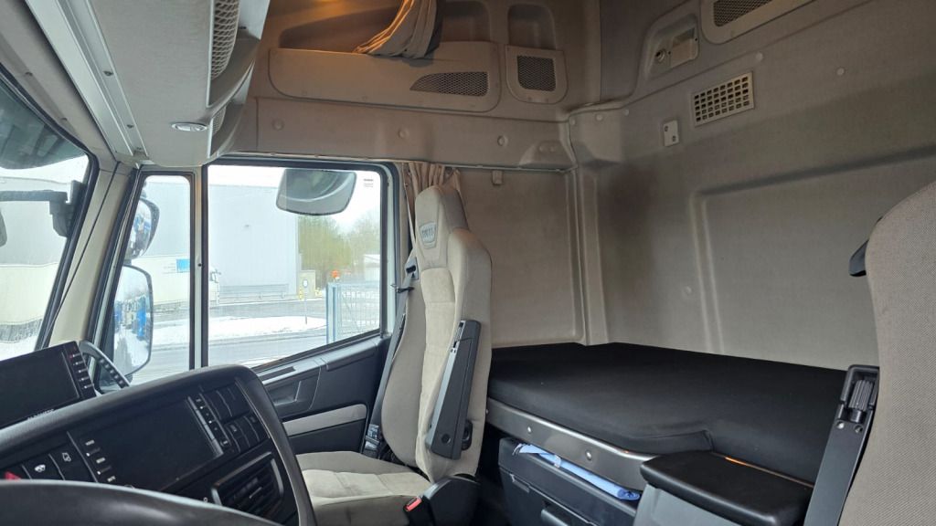 Iveco Magirus 440 4x2 (Nr. 6255) - Cabeza tractora: foto 4 Iveco Magirus 440 4x2 (Nr. 6255) - Cabeza tractora: foto 4