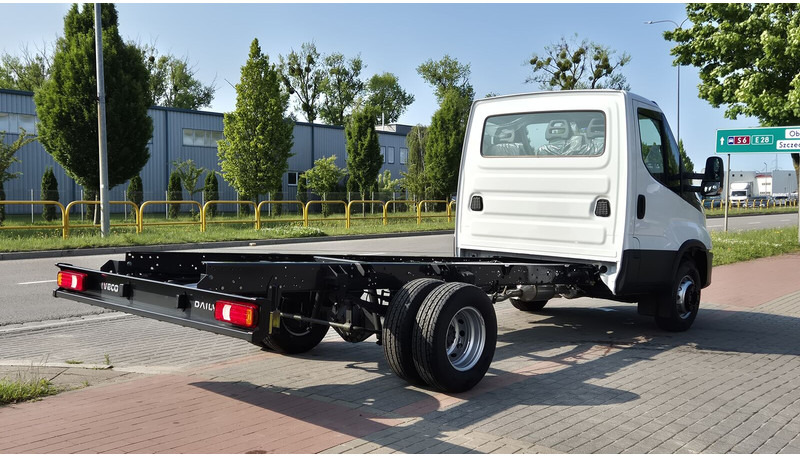 Chasis camión nuevo Iveco Daily 70C18 - nowe!: foto 7