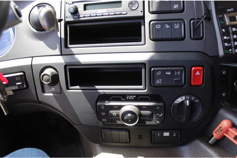 Cabeza tractora DAF CF 450 * EURO6 * 4X2 *: foto 16