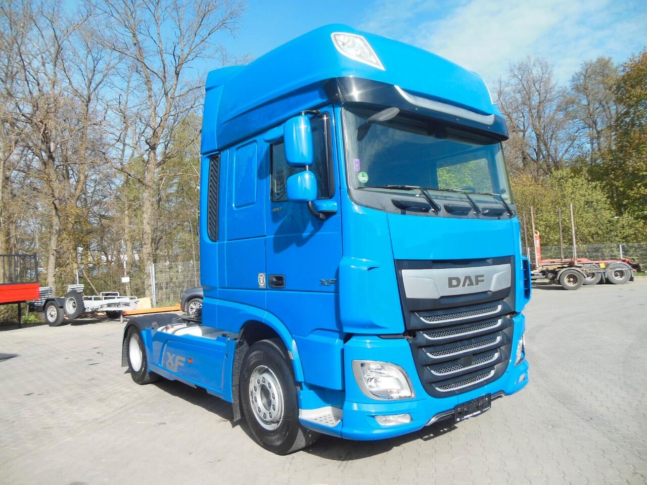 DAF XF 106.480 SSC,STANDART,STANDKLIMA,TACHO GEN 2 - Cabeza tractora: foto 2 DAF XF 106.480 SSC,STANDART,STANDKLIMA,TACHO GEN 2 - Cabeza tractora: foto 2