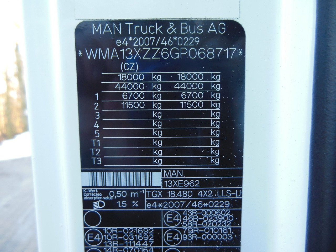 Cabeza tractora MAN TGX 18.480 LLS-U, LOWDECK + KRONE MEGA MAN TGX 18.480 LLS-U, LOWDECK: foto 21 Cabeza tractora MAN TGX 18.480 LLS-U, LOWDECK + KRONE MEGA MAN TGX 18.480 LLS-U, LOWDECK: foto 21