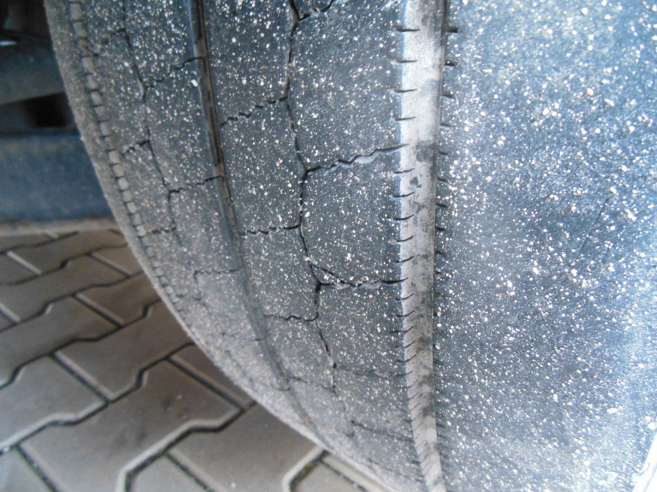 Cabeza tractora MAN TGX 18.480 LLS-U, LOWDECK + KRONE MEGA MAN TGX 18.480 LLS-U, LOWDECK: foto 6 Cabeza tractora MAN TGX 18.480 LLS-U, LOWDECK + KRONE MEGA MAN TGX 18.480 LLS-U, LOWDECK: foto 6