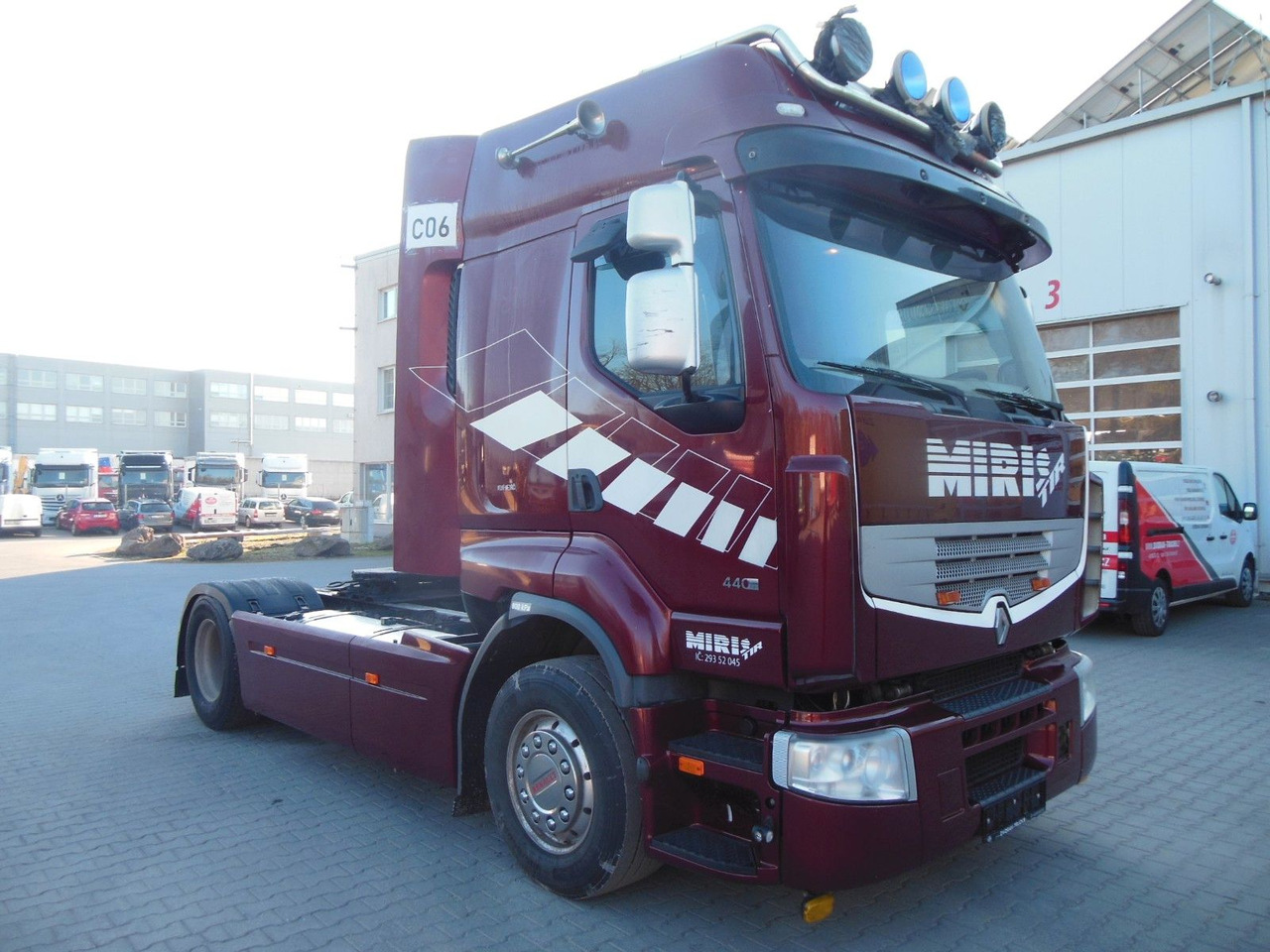 Renault PREMIUM 440.19 DXi - Cabeza tractora: foto 2 Renault PREMIUM 440.19 DXi - Cabeza tractora: foto 2