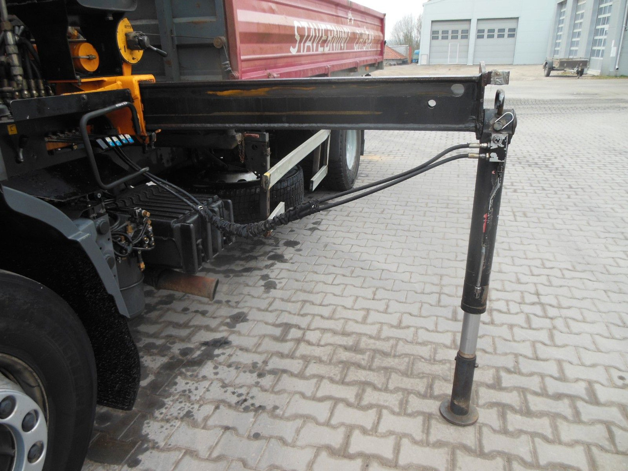 Leasing financiero de  DAF CF 65.240,KRAN EFFER 110/2S,MANUELL,BLATT,1 HAND leasing DAF CF 65.240,KRAN EFFER 110/2S,MANUELL,BLATT,1 HAND: foto 17