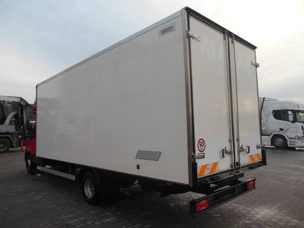Iveco DAILY 60C15 Iveco DAILY 60C15 - Furgoneta: foto 4 Iveco DAILY 60C15 Iveco DAILY 60C15 - Furgoneta: foto 4