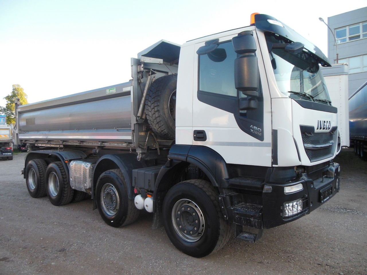 Iveco STRALIS X-WAY 480, 8X4, BORDMATIC, AHK, TOP!!! - Volquete camión: foto 2 Iveco STRALIS X-WAY 480, 8X4, BORDMATIC, AHK, TOP!!! - Volquete camión: foto 2